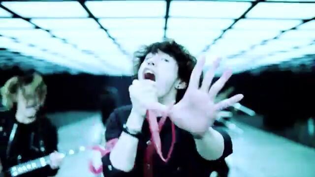 One Ok Rock Taka Clock Strikes