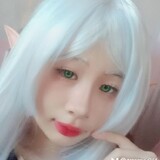con mèo biết khóc
