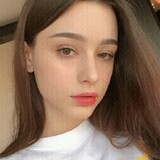 彼女はキューイング