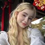 Scarlett C_9072