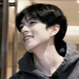 tianzaixiaoyang-_-