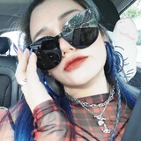 shishiyiyeshiivy_