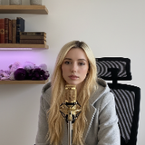 Serenna Eva