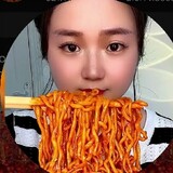 Noodlles Sploy