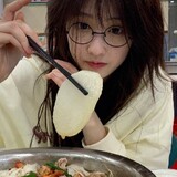jinqiangyuguantouxia