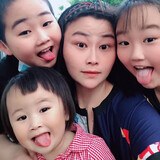jiayouernvdaxiaxia