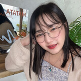 ขนม YuriVerse