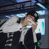 lianghong_l