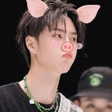 yizhikuailexiaobozai