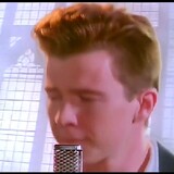 Phản_Động_Cấp_Thánh_Thần