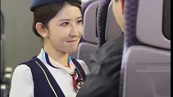 ภรรยาแอร์โฮสเตสสุดเย้ายวนที่บาร์