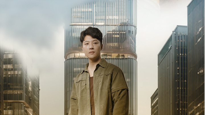 The Billionaire Returns Home