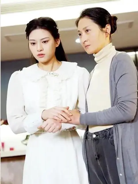 เกิดใหม่เพื่อปกป้องแม่