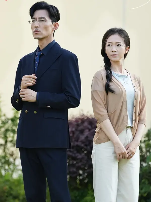 Khi Hoa Nở Rộ