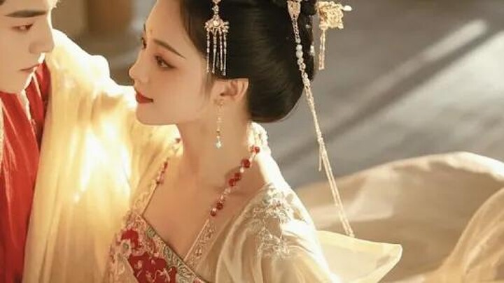 The Beauty on the Pillow