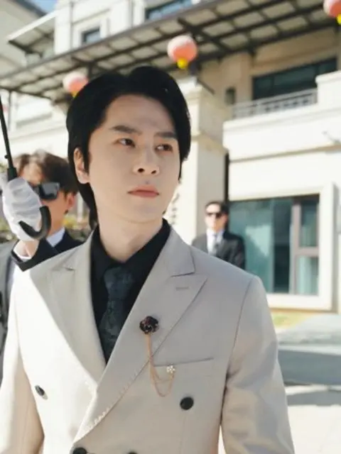 Mrs. Gu, Your Secret is Out