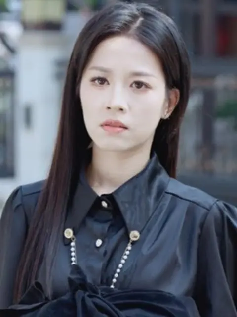 The Heiress Strikes Back After Inheriting Billions