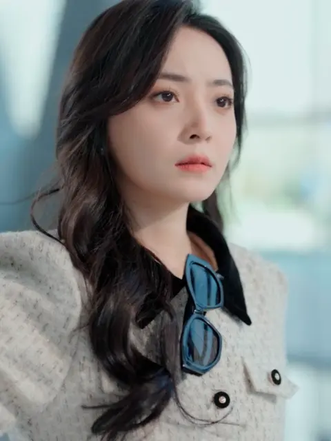 ลูกแฝดสามกลับมาล้างแค้นเพื่อแม่