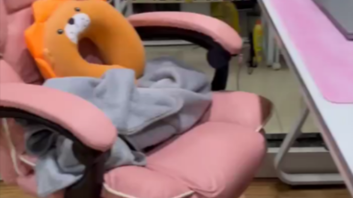 عندما تطلب مبرمجة أنثى الإذن للذهاب في موعد غرامي أعمى...