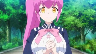 Istri barunya terlalu besar, kedua putri itu langsung roboh, dan Suzaku segera mendapatkannya