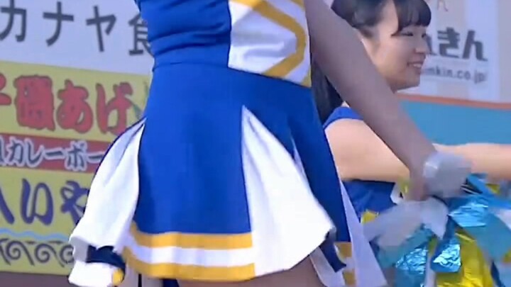 Adegan tarian imut dari Chiaki-san