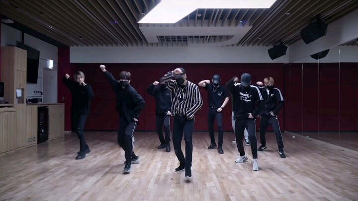 【StrayKids】Ruang latihan BangBangBang-BigBang (penutup).