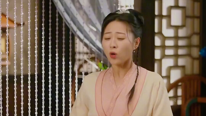 أختي، بركة السمك بتاعتك بحر حقيقي، يلقبونك بـ«ملك البحر»!