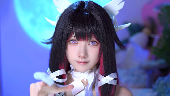 Why not tune in before bed and listen to Miss Columbia’s lullaby?