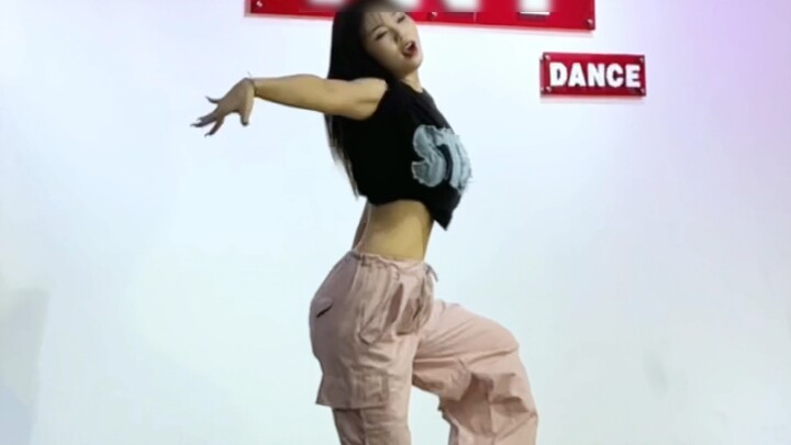 (G) I-DLE《queencard》