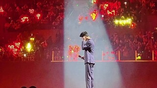 一个以为她们走了，一个以为他不会出现……[肖战]