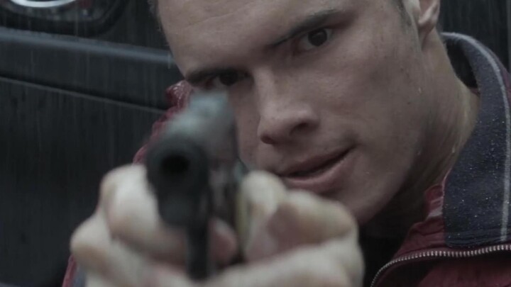 当路怒症遇上职业射击选手，清空弹夹简直不要太帅