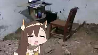 我又幻想了 幻想我是100w粉丝万舰虚拟主播 22岁赚了114514全部都花在皮上颗粒无收 东京的桥洞好冷 我好想家