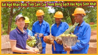 Thăm 2 Bác Trưởng Bản, Phó Bản Và Bất Ngờ Nhận Được Tình Cảm Của Team Đóng Gạch Vào Ngày Sinh Nhật !