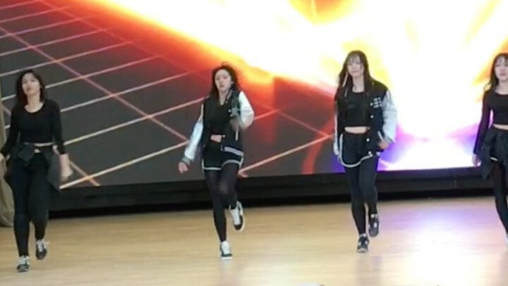 ฉันเคยเจอซ่งอวี่ฉีเมื่อสิบปีก่อนแล้วเหรอ?!