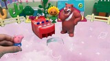 Toy animation: Bear's candy was snatched away