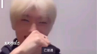 【Ký tặng NCT Park Ji Sung】Một ngôi sao nghe thấy nhạc chuông do chính mình hát thì xấu hổ đến mức cư