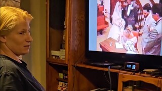 الأجنبي في عائلتي يعرف كيف يقول كلمات ميمونة