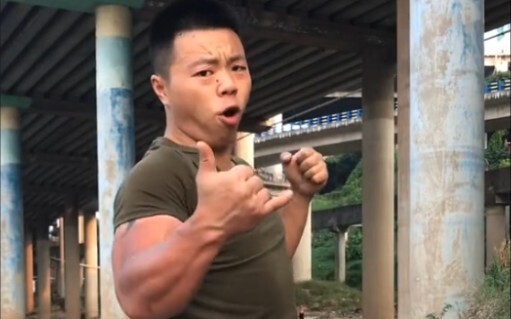 Latihan keras lengan besi, tetes air mengikis batu, menantang yang tak mungkin