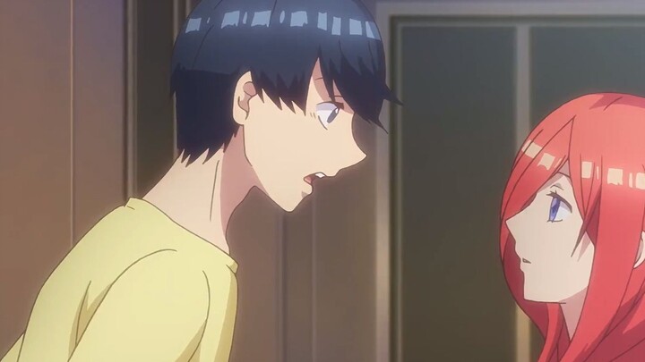 Người phụ nữ này bị lươn tấn công ngay lần đầu tiên đi tắm.