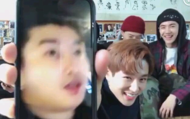 Shocking! A certain Yuehua boy group allegedly “bullied” the team leader right on live broadcast.