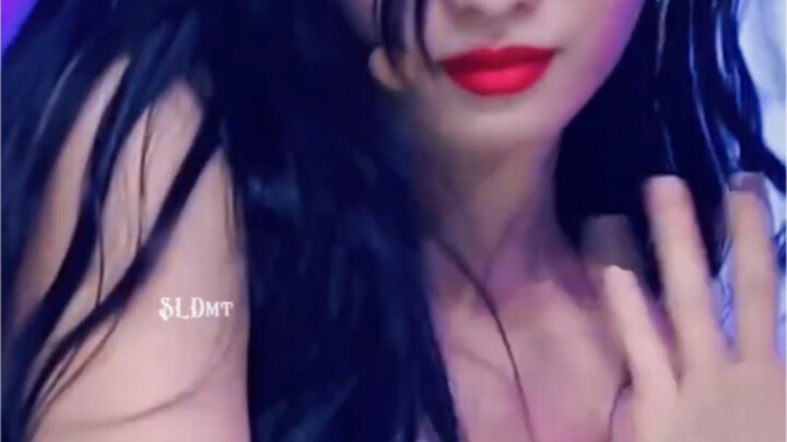 Hirai Momo | “Đào Cay Kyoto”