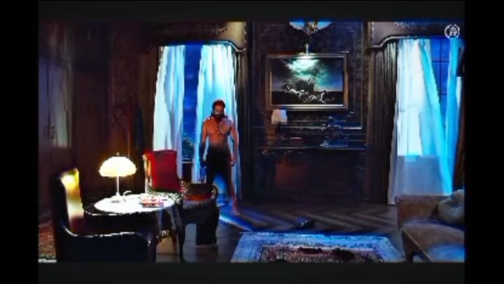 toxic movie song