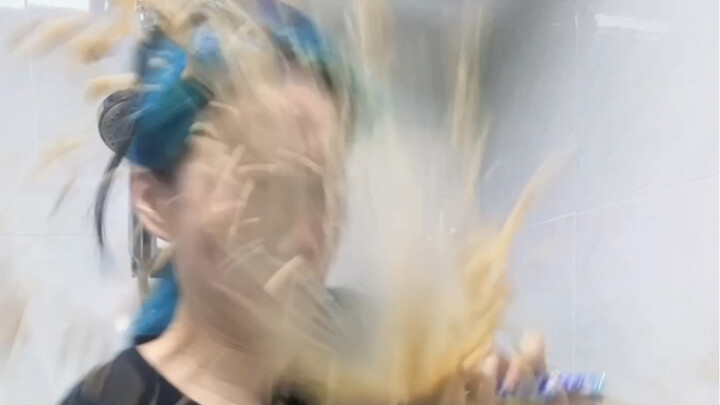 هيا نقدّم عرضًا مبللًا في عيد منتصف الخريف لنُبهج الجميع!