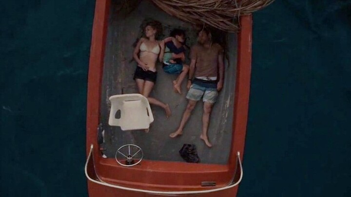 A family of three goes on a Caribbean vacation, only to keep running into one mishap after another—b