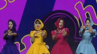 [Cover dance] Có ba người kia sao lại giống bà ngoại sói đến vậy🐶 Bao Nana thì khác rồi, dù gì cũng 