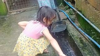 bata palang sisipag na sana di magbago...kahit di inuutusan