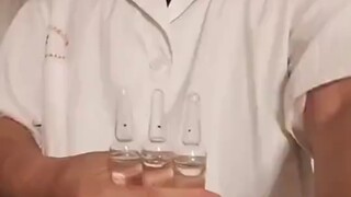 ขวดนั้นจะดื้อดึงหรือเปล่าไม่รู้ แต่พี่ชาย แกดื้อจริงๆ เลย