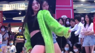 Jubah hijau buatan sendiri, kostum paling autentik, Park Chae-young berambut hitam, roadshow penutup