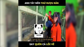 Anh Tây thử món rượu Rắn Hổ Mang và cái kết | LT Review