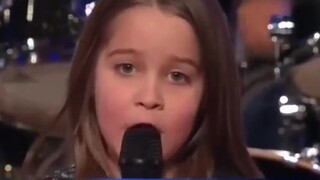 America's Got Talent: Loli berusia 6 tahun memiliki suara hitam zombie murni, tapi dia dihentikan se